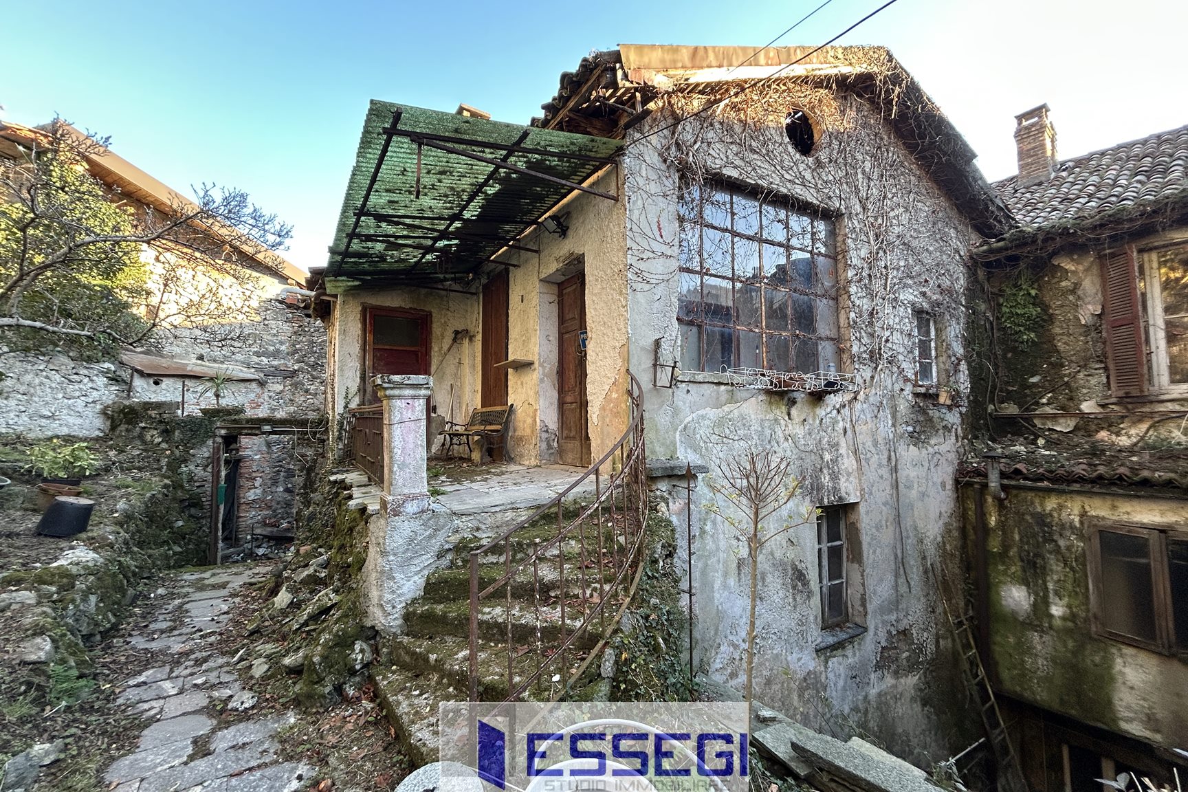ASSO Intera proprieta